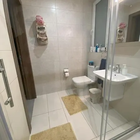 דירה Eureka Mansions Elegant & Spacious סיינט פול ביי