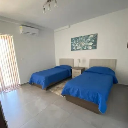 Eureka Mansions Elegant & Spacious דירה סיינט פול ביי