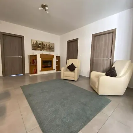 Eureka Mansions Appartement