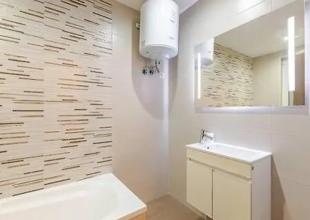 Apartament Eureka Mansions - Stylish, Spacious & Elegant *