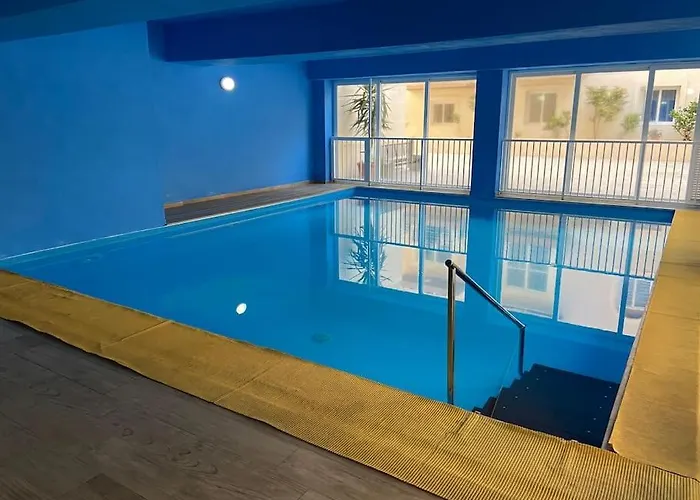 Eureka Mansions Elegant & Spacious Lägenhet *