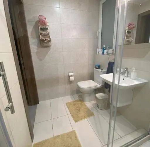 Lägenhet Eureka Mansions Elegant & Spacious St. Paul's Bay