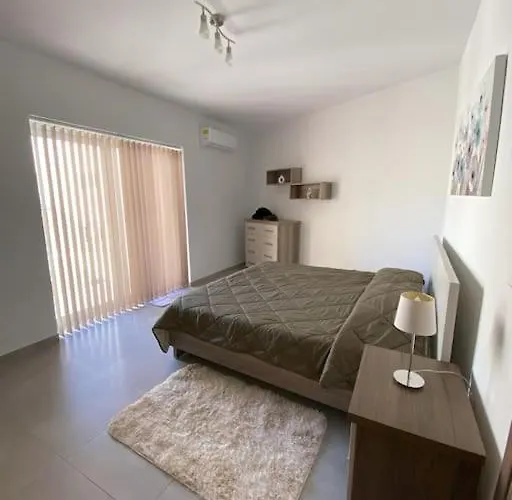 Eureka Mansions Elegant & Spacious Apartment *